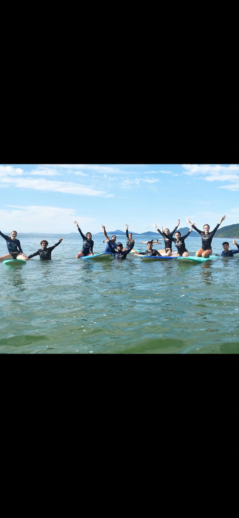 Group surf lesson